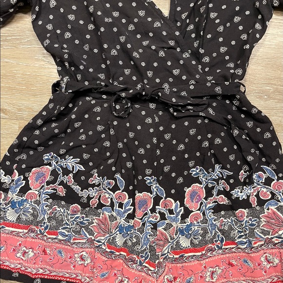 Romper - Picture 3 of 5
